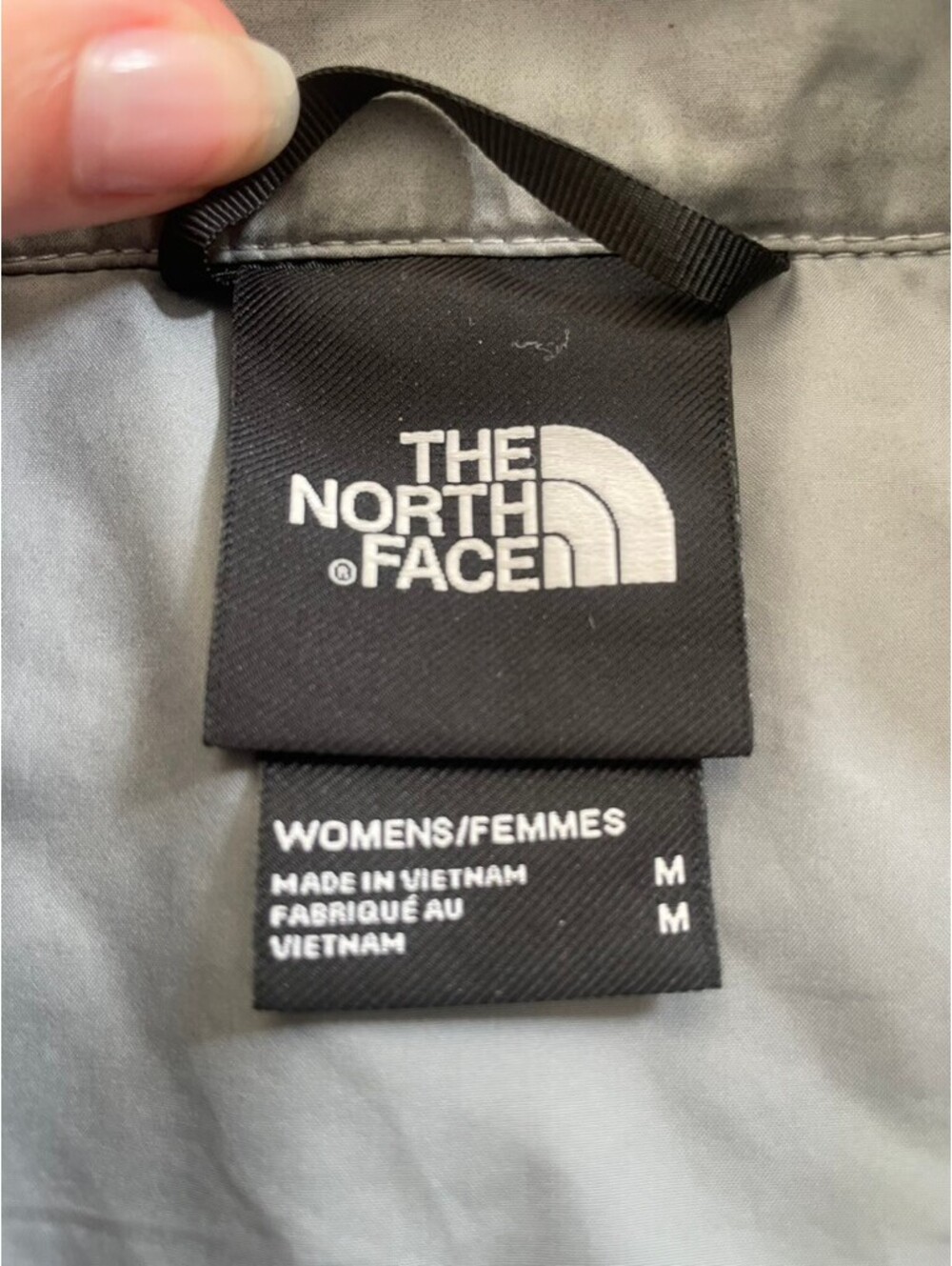 The North Face Women's Gray Quilted Puffer Jacket M - Picture 8 of 15